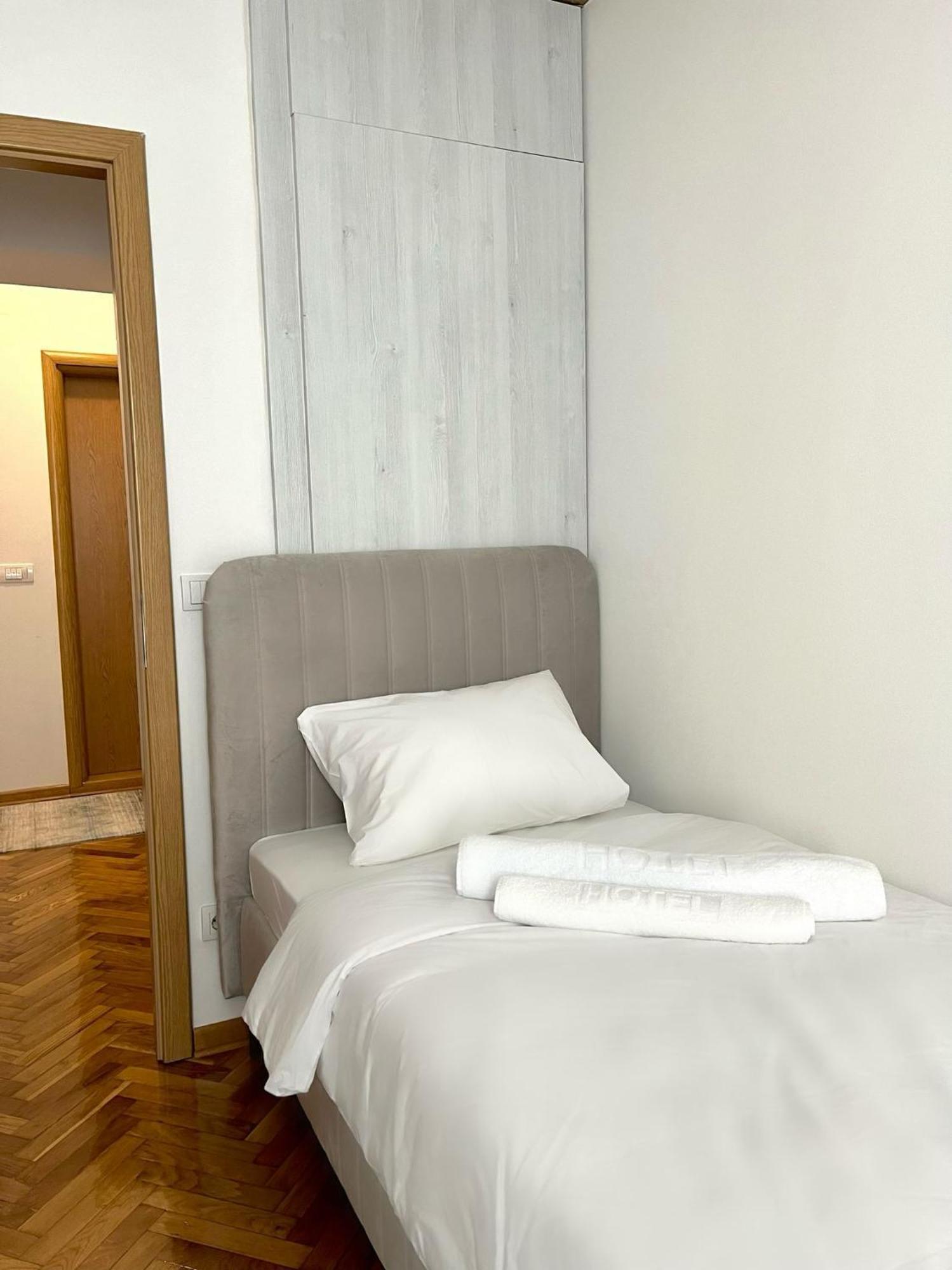 Ferienwohnung Lumo Ni Exterior foto