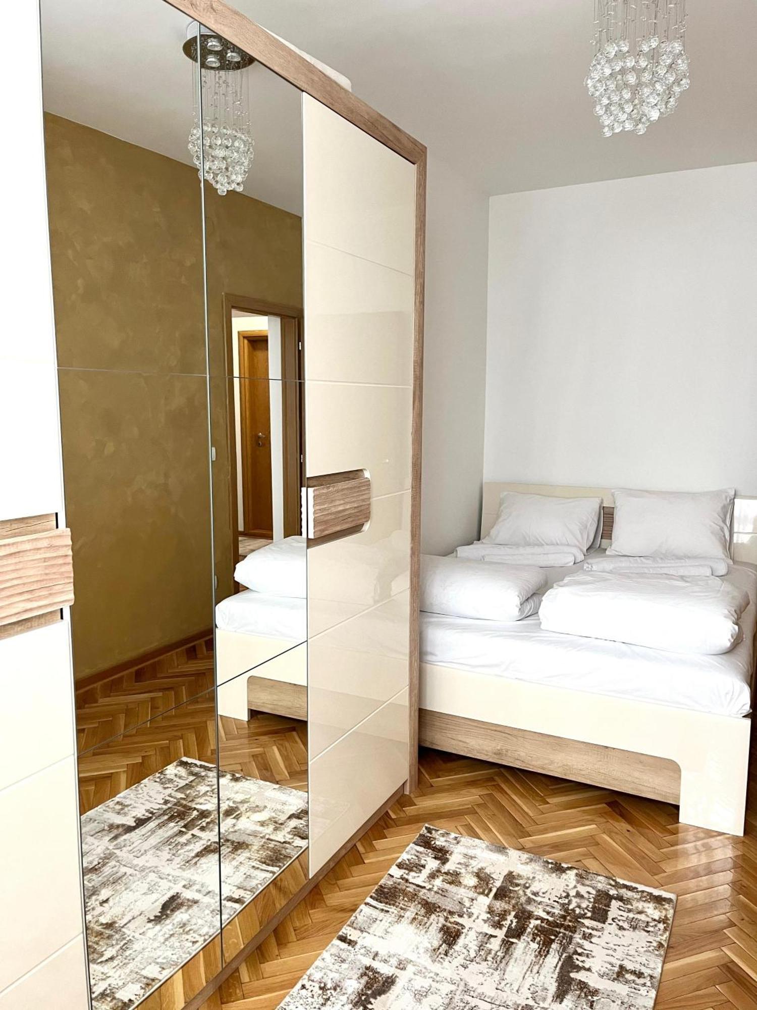 Ferienwohnung Lumo Ni Exterior foto